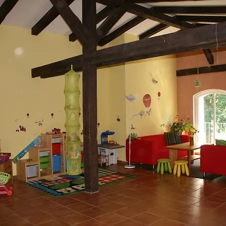 Apartmán Ferienwohnungen-am-schloss-wohnung-1-das-pferd *